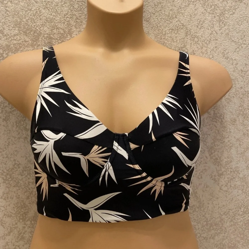 Elegant Black and White Birds Of Paradise Bikini Top